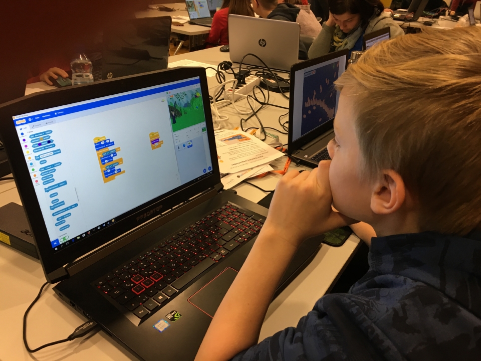 CoderDojo Steyr findet am 1.2.2019 bei BMD Systemhaus statt. Hier ein Rückblick auf das Dojo im TIC Steyr vom 18.1.2019.