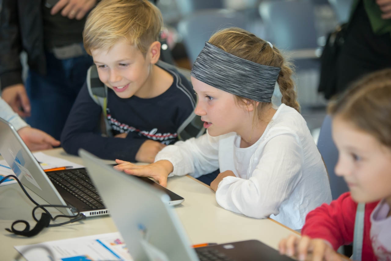 Die ersten Kinder schnupperten am 4.10. bei CoderDojo Steyr.